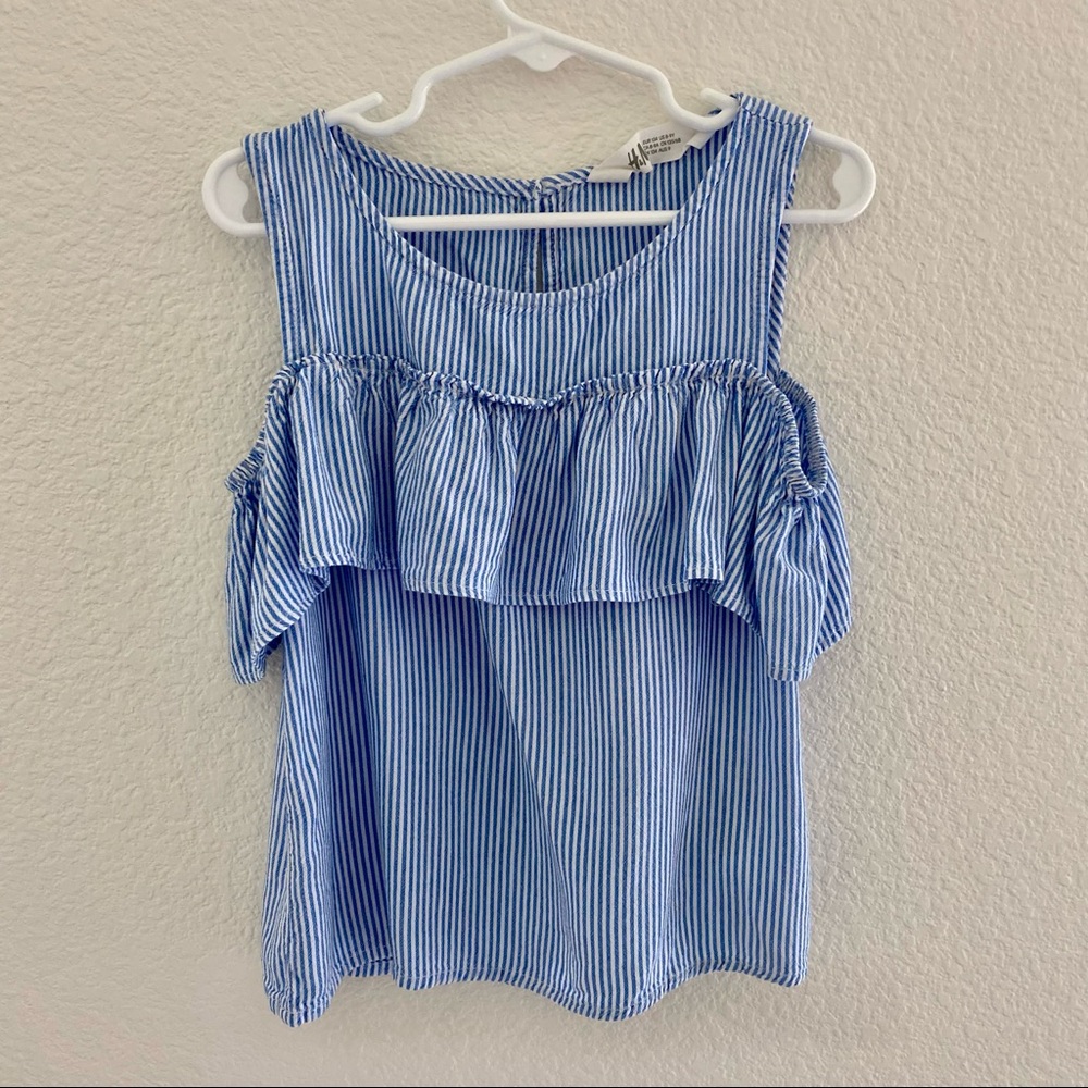 H&M • Sleeveless Stripped Blouse